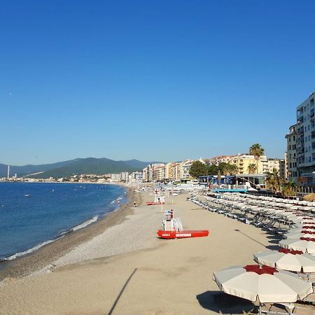 Апартаменты La Casa Del Mare Савона Экстерьер фото